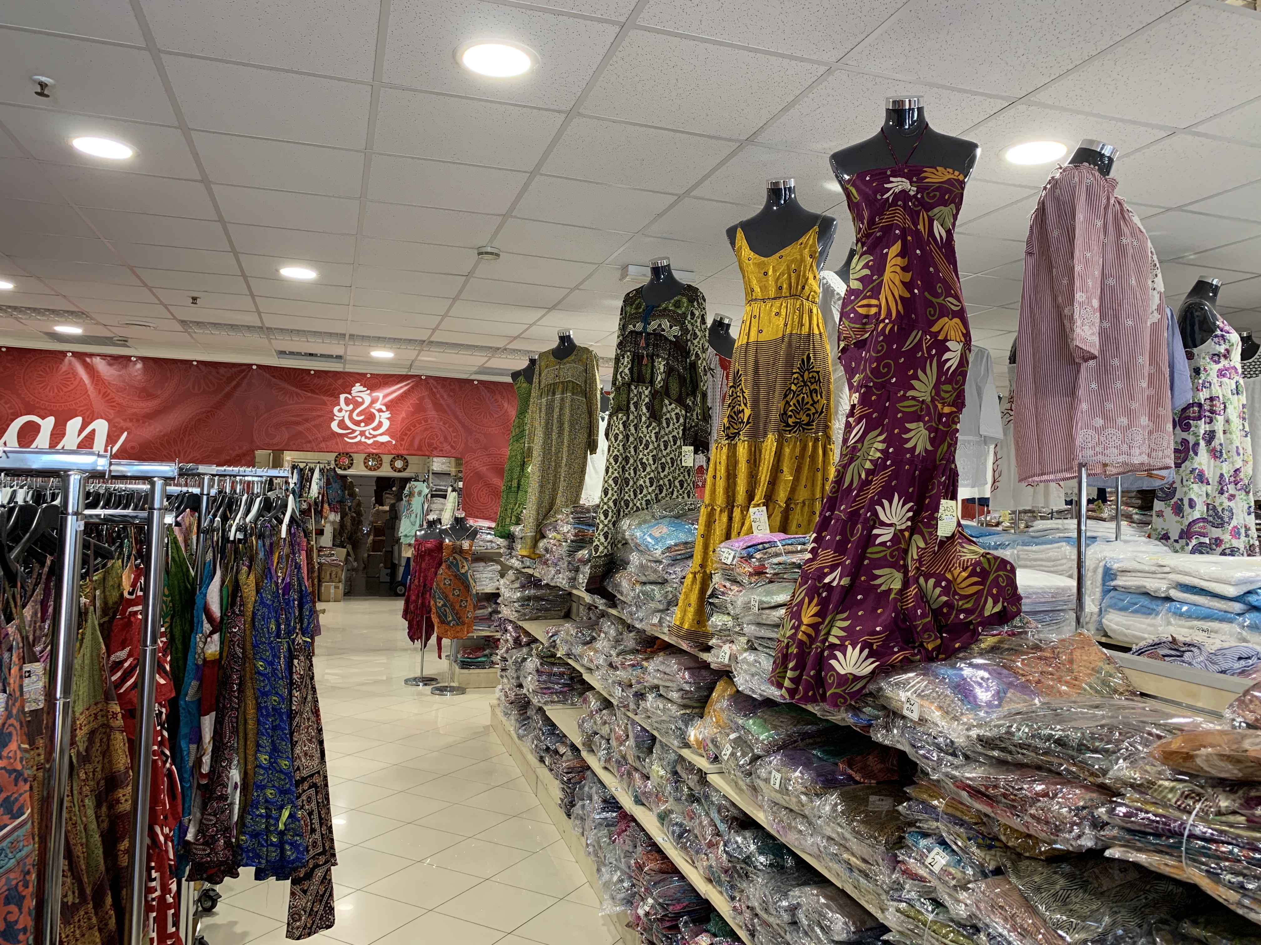 Indian Emporium, abbigliamento made in India - Commercity, Roma